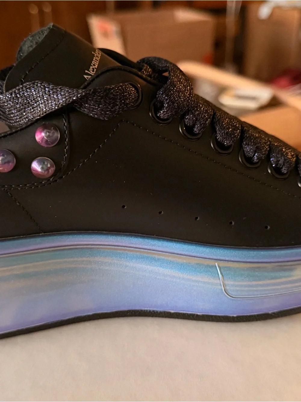 NWT Alexander McQueen Sneakers Oversized Iridescent Black